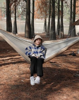 Outdoor Double Inflatable Hammock Anti-Rollover Camping Swing, Size: 270x140cm(Khaki)